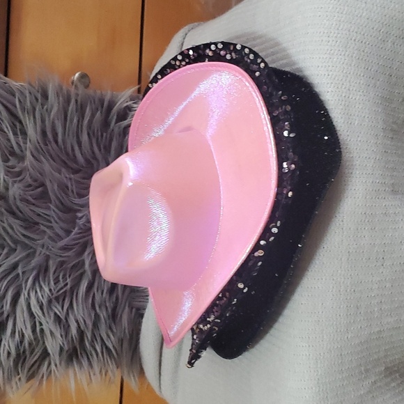 Hats pink metallic, sequin hat or tall black hat - Picture 13 of 13